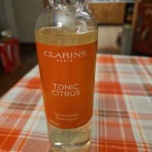 Clarins Tonic Citrus Foaming Gel in Vibrant Orange